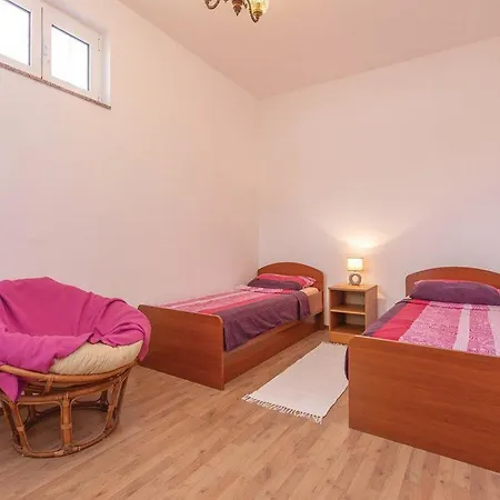 With Swimming Pool And 2 Šibenik