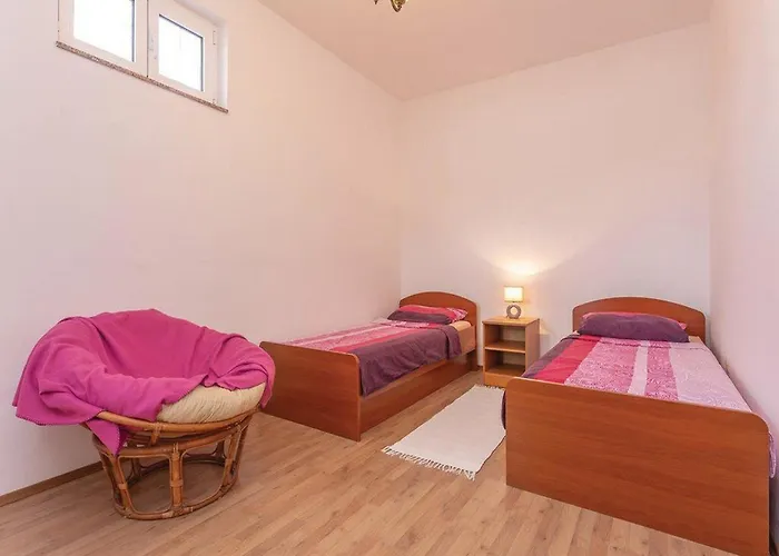 With Swimming Pool And 2 Šibenik